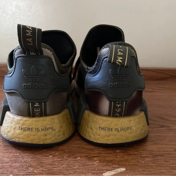 Adidas NMD R1 W Star Wars shoes - Picture 5 of 9